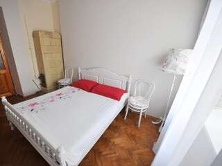 Апартаменты Apartment - Lesi Ukrainky Street Львов Апартаменты с 2 спальнями-16