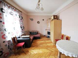 Апартаменты Apartment - Lesi Ukrainky Street Львов Апартаменты с 2 спальнями-8